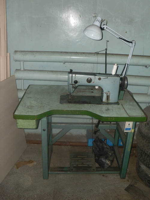 Швейная машинка для пошива пакетов под дробленый пеноизол